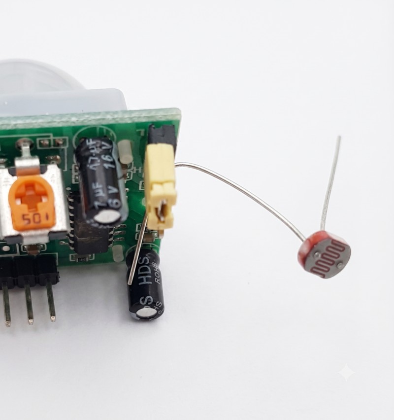 Фоторезистор GL5528 датчик света LDR 5 мм